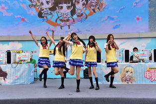 天了嚕,次元墻又裂了 果然電競(jìng)巡游祭來(lái)了